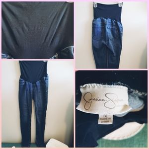 Last chance! Women's Medium Jessica Simpson maternity jeans